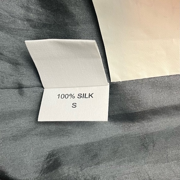 NWT Eileen Fisher Silver Grey 100% Silk Embroidered Open Jacket Size Small - Picture 14 of 16